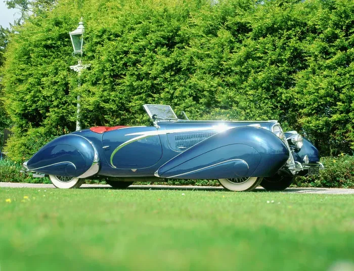 Framed Print : 1938 Delahaye 135, Figoni and Falaschi coachwork Framed Print : 1938 Delahaye 135, Figoni and Falaschi coachwork