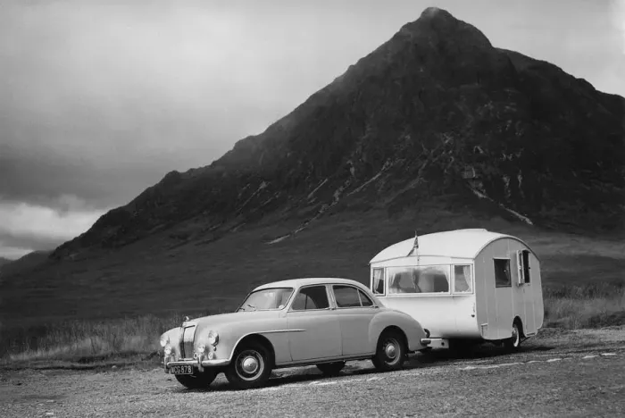 Framed Print : 1955 MG ZA Magnette with 1954 Pipit Caravan. Creator: Unknown Framed Print : 1955 MG ZA Magnette with 1954 Pipit Caravan. Creator: Unknown