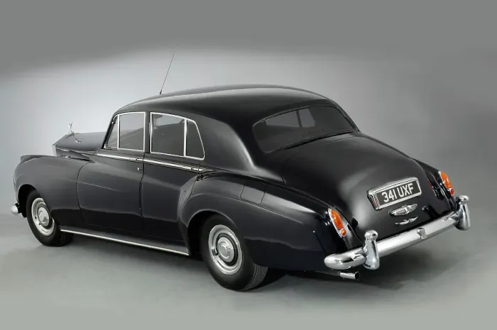 Framed Print : 1958 Rolls Royce Silver Cloud 1 Framed Print : 1958 Rolls Royce Silver Cloud 1