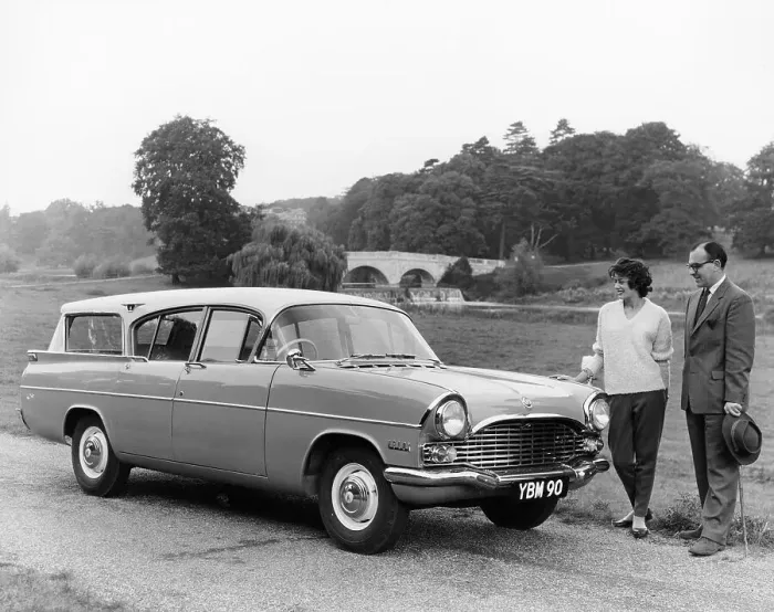 Framed Print : 1960 Vauxhall PA Velox Friary Estate, (1960?) Framed Print : 1960 Vauxhall PA Velox Friary Estate, (1960?)