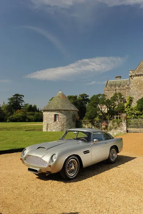 Framed Print : 1961 Aston Martin DB4 GT Framed Print : 1961 Aston Martin DB4 GT