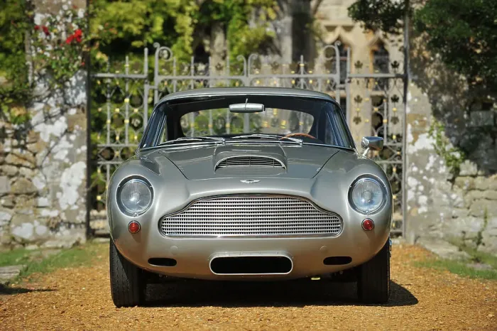Framed Print : 1961 Aston Martin DB4 GT