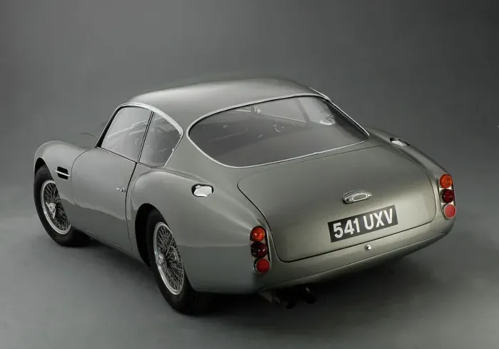 Framed Print : 1961 Aston Martin DB4 GT Zagato Framed Print : 1961 Aston Martin DB4 GT Zagato