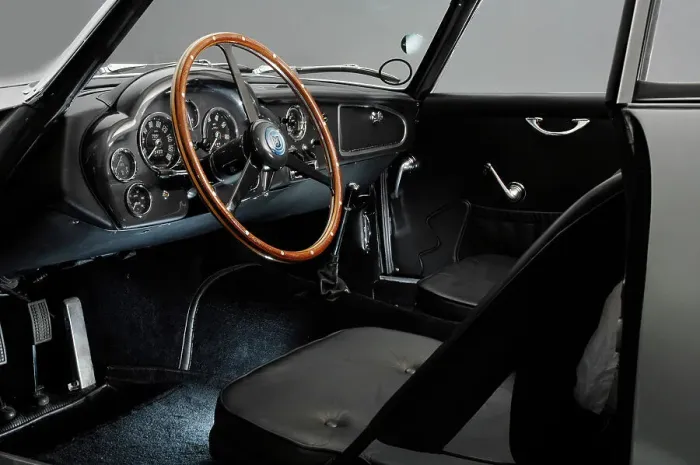 Framed Print : 1961 Aston Martin DB4 GT Zagato Framed Print : 1961 Aston Martin DB4 GT Zagato