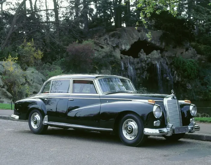 Framed Print : 1961 Mercedes Benz 300D Limousine Framed Print : 1961 Mercedes Benz 300D Limousine