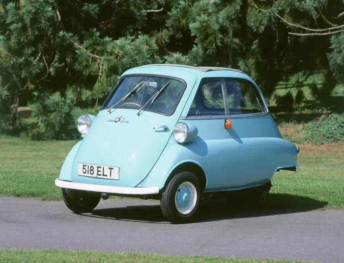 Framed Print : 1962 BMW Isetta 300 Framed Print : 1962 BMW Isetta 300