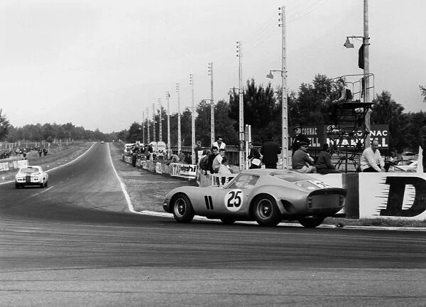 1963 Ferrari 250 GTO, Dumay-Dernier at Le Mans. Creator: Unknown