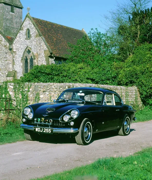 Framed Print : 1963 Jensen CV8