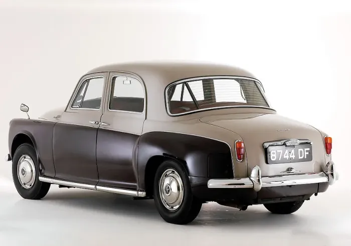 Framed Print : 1963 Rover P4110 Framed Print : 1963 Rover P4110