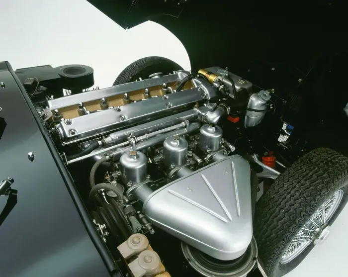 Framed Print : 1964 Jaguar E type 3.8 6 cylinder engine Framed Print : 1964 Jaguar E type 3.8 6 cylinder engine