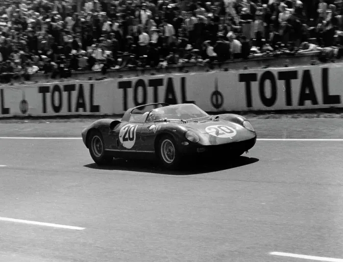 Framed Print : 1964 Le Mans winning Ferrari 275P driven by Guichet - Vaccarella Framed Print : 1964 Le Mans winning Ferrari 275P driven by Guichet - Vaccarella