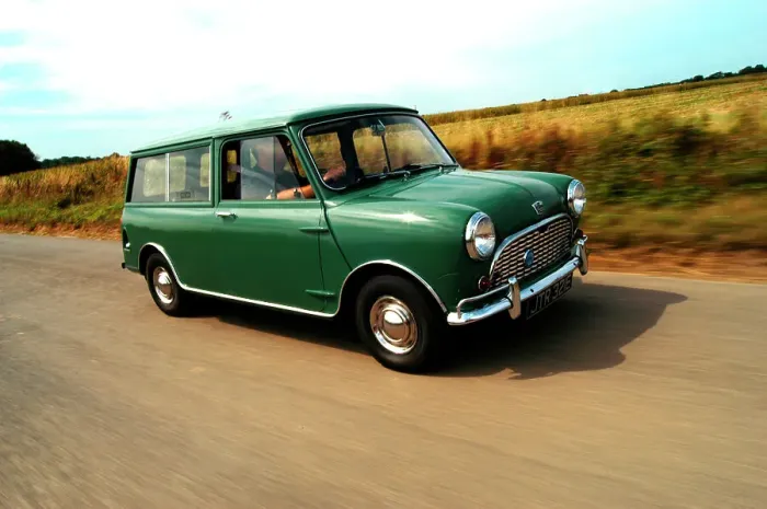 Framed Print : 1967 Austin Mini estate Framed Print : 1967 Austin Mini estate