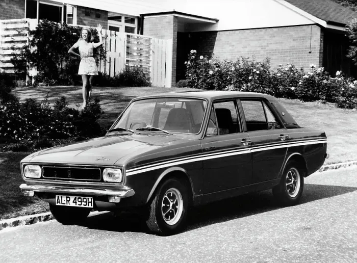 Framed Print : 1969 Hillman Hunter GT Framed Print : 1969 Hillman Hunter GT