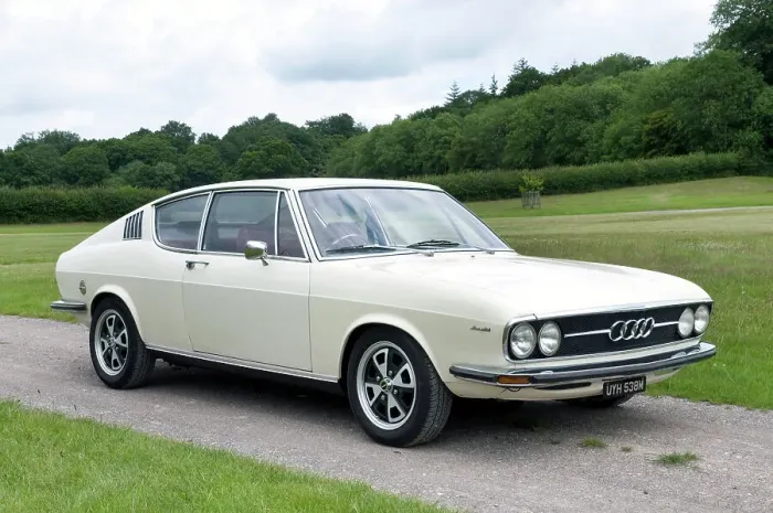 Framed Print : 1973 Audi 100 Coupes Framed Print : 1973 Audi 100 Coupes