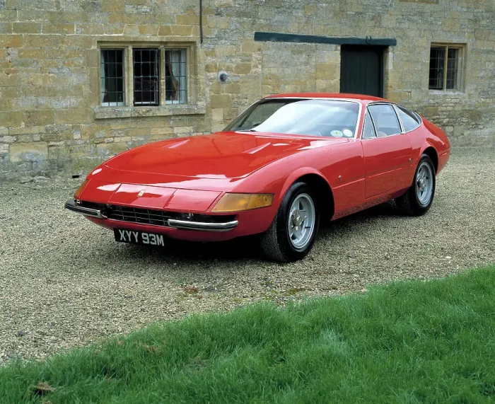 Framed Print : 1973 Ferrari Daytona 365 GTB Framed Print : 1973 Ferrari Daytona 365 GTB