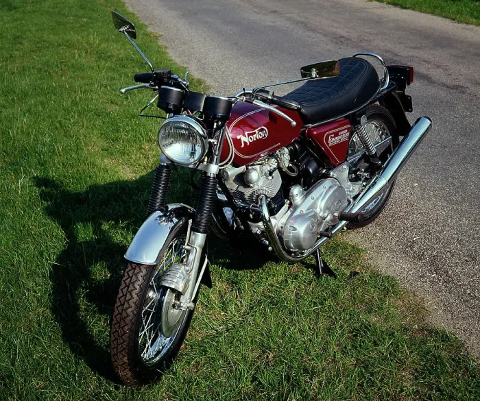 Framed Print : 1974 Norton Commando Interstate 850cc Framed Print : 1974 Norton Commando Interstate 850cc
