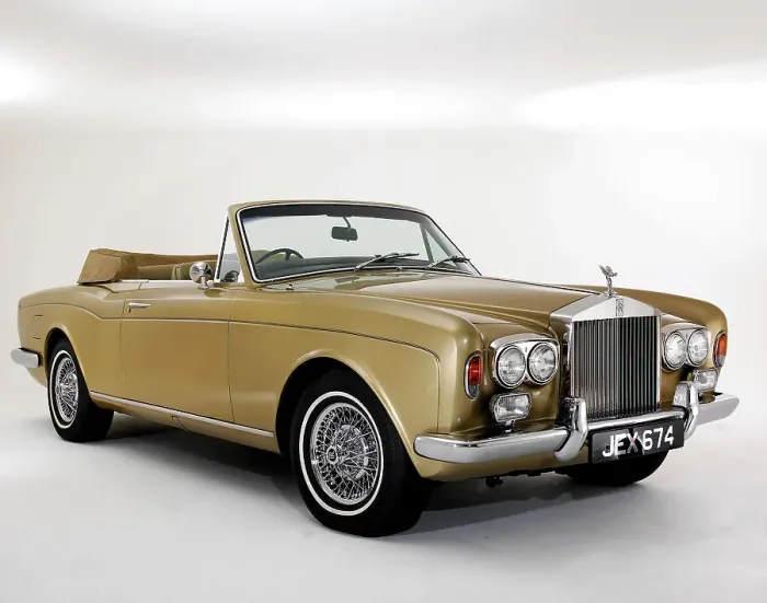 Framed Print : 1975 Rolls Royce Corniche convertible Framed Print : 1975 Rolls Royce Corniche convertible