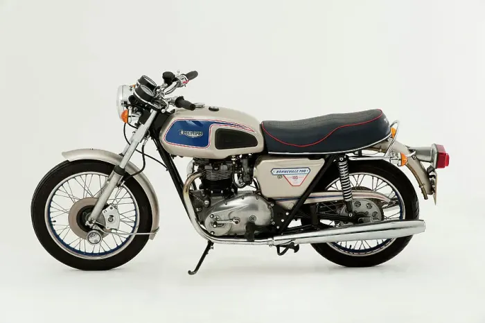 Framed Print : 1977 Triumph Bonneville 750 Jubilee Framed Print : 1977 Triumph Bonneville 750 Jubilee