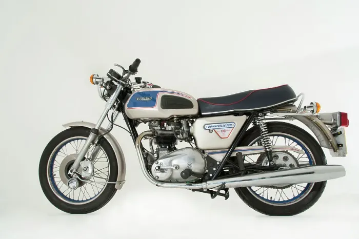 Framed Print : 1977 Triumph Bonneville 750 Jubilee Framed Print : 1977 Triumph Bonneville 750 Jubilee