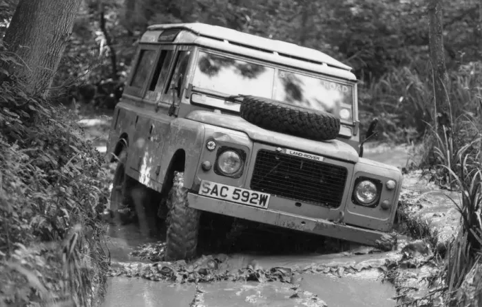 Framed Print : 1980 Land Rover V8. Creator: Unknown Framed Print : 1980 Land Rover V8. Creator: Unknown