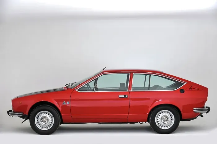 Framed Print : 1981 Alfa Romeo Alfetta GTV Framed Print : 1981 Alfa Romeo Alfetta GTV