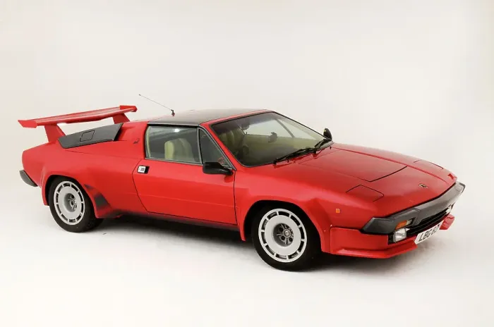 Framed Print : 1984 Lamborghini Jalpas Framed Print : 1984 Lamborghini Jalpas