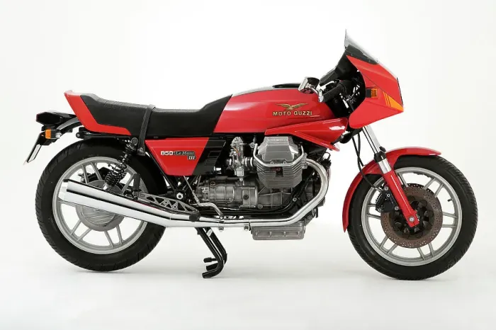 Framed Print : 1984 Moto Guzzi 850 Le Mans Framed Print : 1984 Moto Guzzi 850 Le Mans