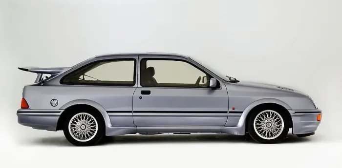 Framed Print : 1987 Ford Sierra RS Cosworth Framed Print : 1987 Ford Sierra RS Cosworth