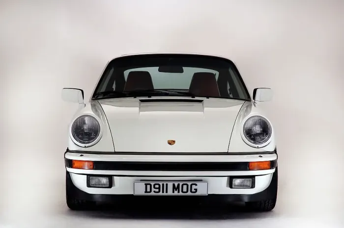 Framed Print : 1987 Porsche 911 3.2 Carrera Framed Print : 1987 Porsche 911 3.2 Carrera