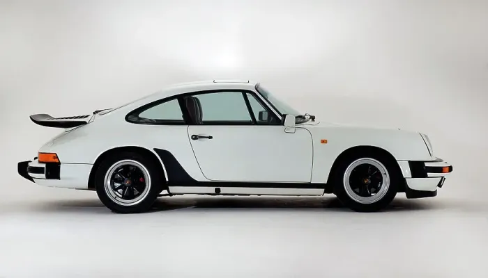 Framed Print : 1987 Porsche 911 3.2 Carrera Framed Print : 1987 Porsche 911 3.2 Carrera