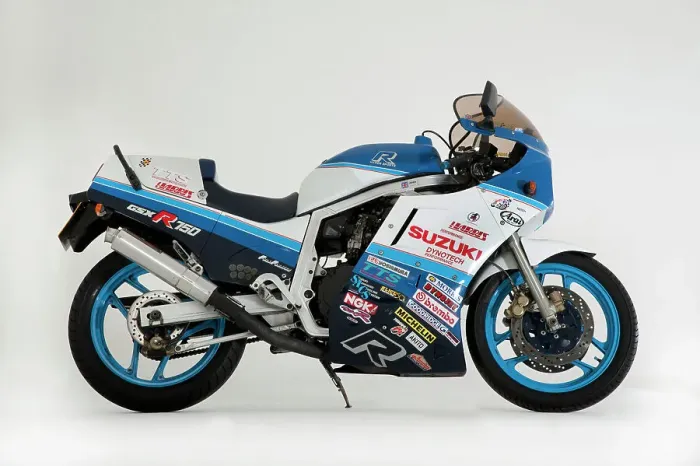 Framed Print : 1988 Suzuki GSXR 750 Framed Print : 1988 Suzuki GSXR 750