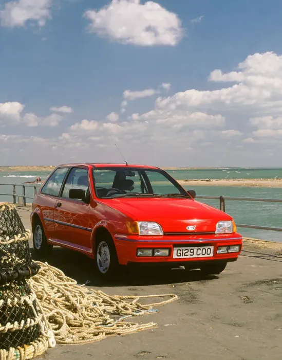 Framed Print : 1990 Ford Fiesta XR2i Framed Print : 1990 Ford Fiesta XR2i