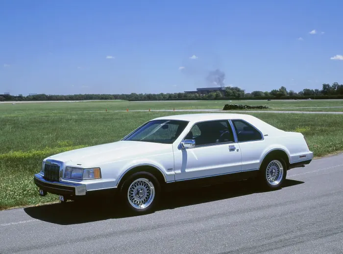 Framed Print : 1991 Lincoln mk 7 LSC