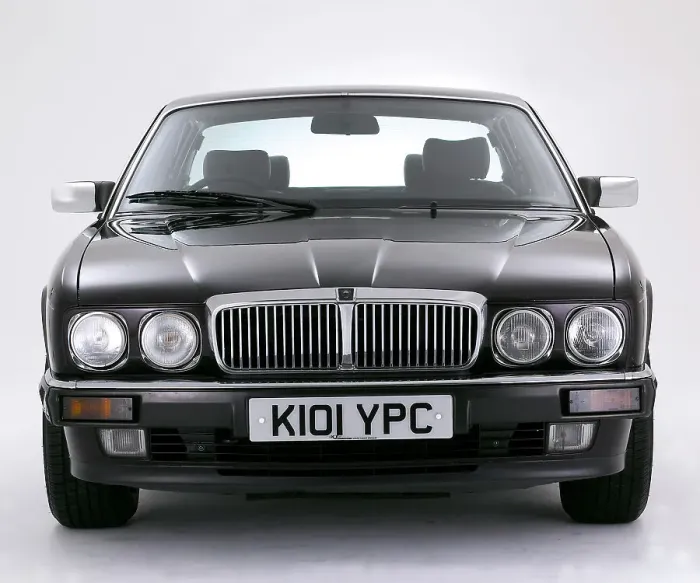 Framed Print : 1992 Jaguar XJ6 3.2 Framed Print : 1992 Jaguar XJ6 3.2