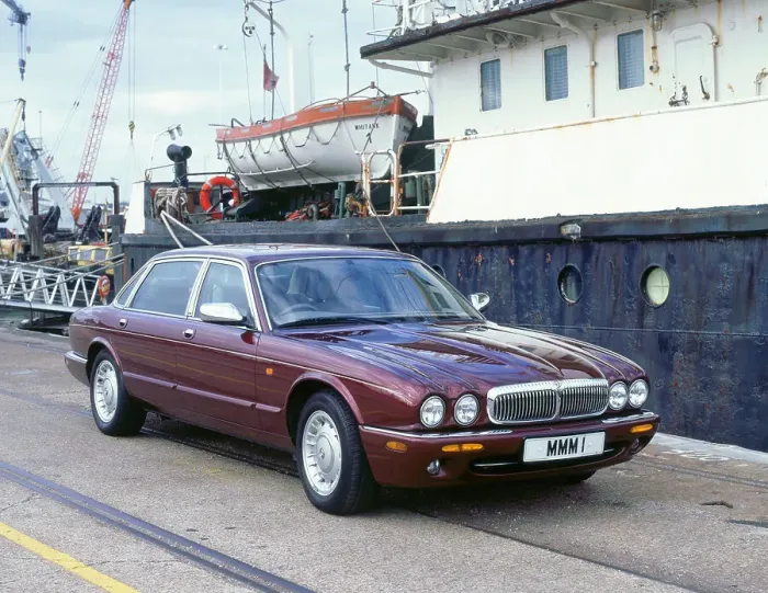 Framed Print : 1997 Daimler V8 Framed Print : 1997 Daimler V8