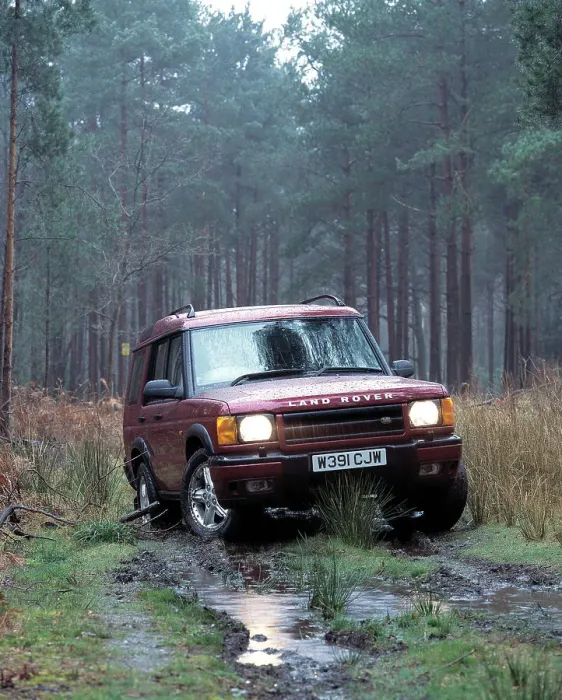 Framed Print : 2000 Land Rover Discovery TD5 Framed Print : 2000 Land Rover Discovery TD5