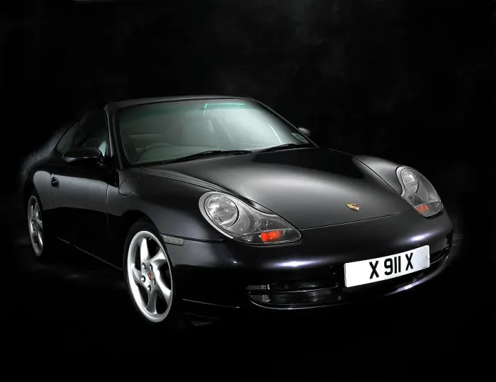 Framed Print : 2000 Porsche 996 Carrera Framed Print : 2000 Porsche 996 Carrera