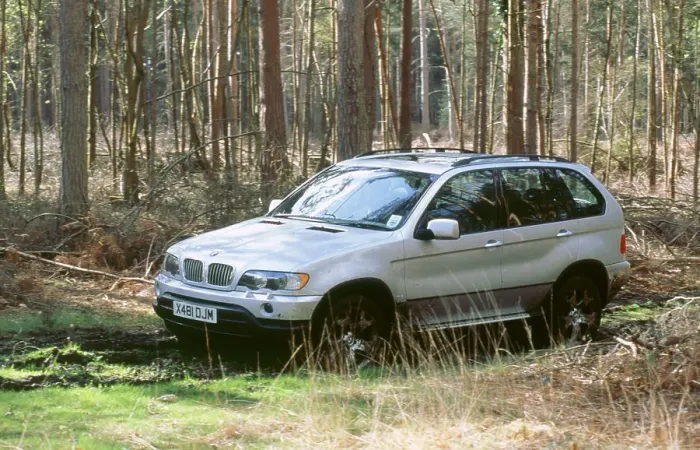 Framed Print : 2001 BMW X5 4.4i