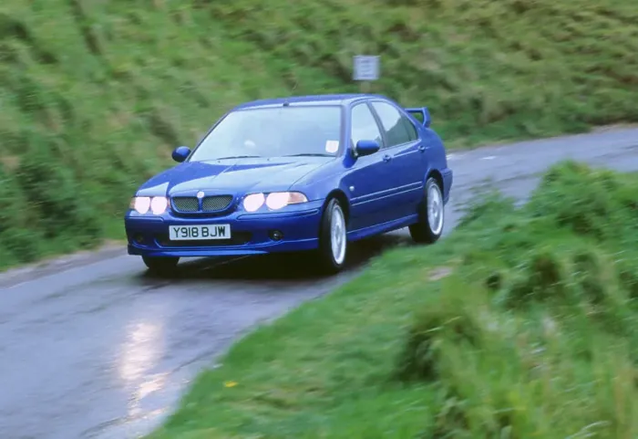 Framed Print : 2001 MG ZS 180 Framed Print : 2001 MG ZS 180