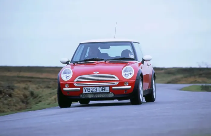 Framed Print : 2001 Mini Cooper Framed Print : 2001 Mini Cooper