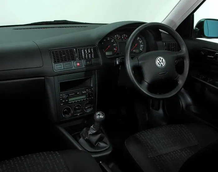 Framed Print : 2001 VW Golf 1.6 Framed Print : 2001 VW Golf 1.6