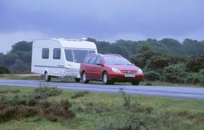 Framed Print : 2002 Citroen C5 hdi towing a caravan Framed Print : 2002 Citroen C5 hdi towing a caravan