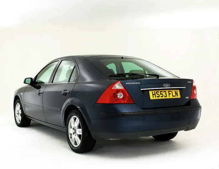 Framed Print : 2003 Ford Mondeo dci