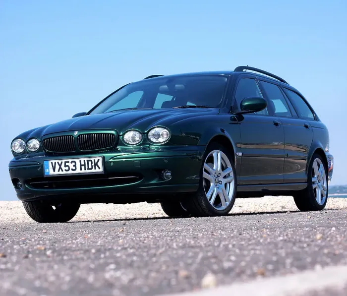 Framed Print : 2003 Jaguar X Type Sport Estate Framed Print : 2003 Jaguar X Type Sport Estate