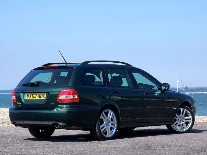 Framed Print : 2003 Jaguar X Type Sport Estate Framed Print : 2003 Jaguar X Type Sport Estate