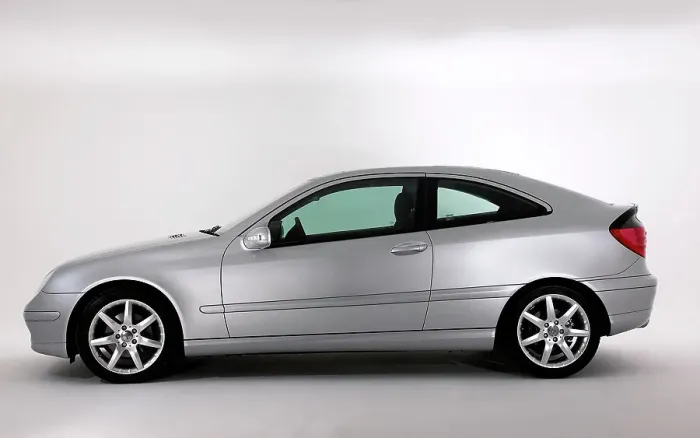 Framed Print : 2003 Mercedes Benz C200k Coupe Framed Print : 2003 Mercedes Benz C200k Coupe