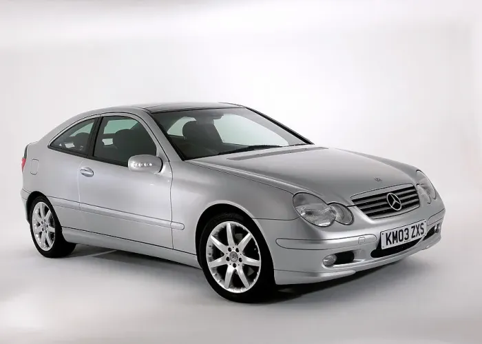 Framed Print : 2003 Mercedes Benz C200k Coupe Framed Print : 2003 Mercedes Benz C200k Coupe