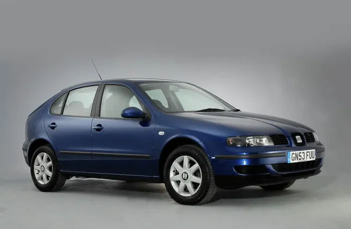 Framed Print : 2003 Seat Leon S Framed Print : 2003 Seat Leon S