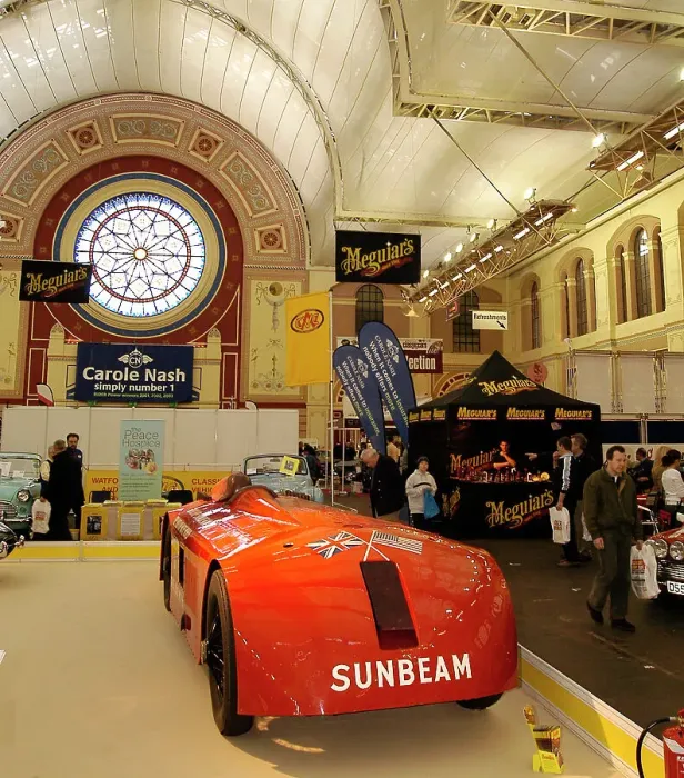 Framed Print : 2004 Classic Cars Live Show at Alexandra Palace Framed Print : 2004 Classic Cars Live Show at Alexandra Palace