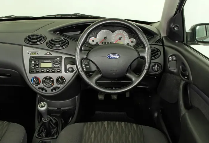 Framed Print : 2004 Ford Focus 1.8 Zetec Framed Print : 2004 Ford Focus 1.8 Zetec